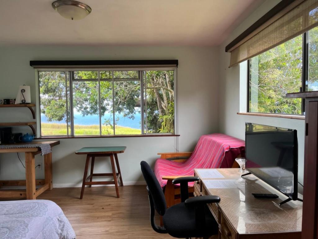 Waipio Studio Apartment Kukuihaele ภายนอก รูปภาพ